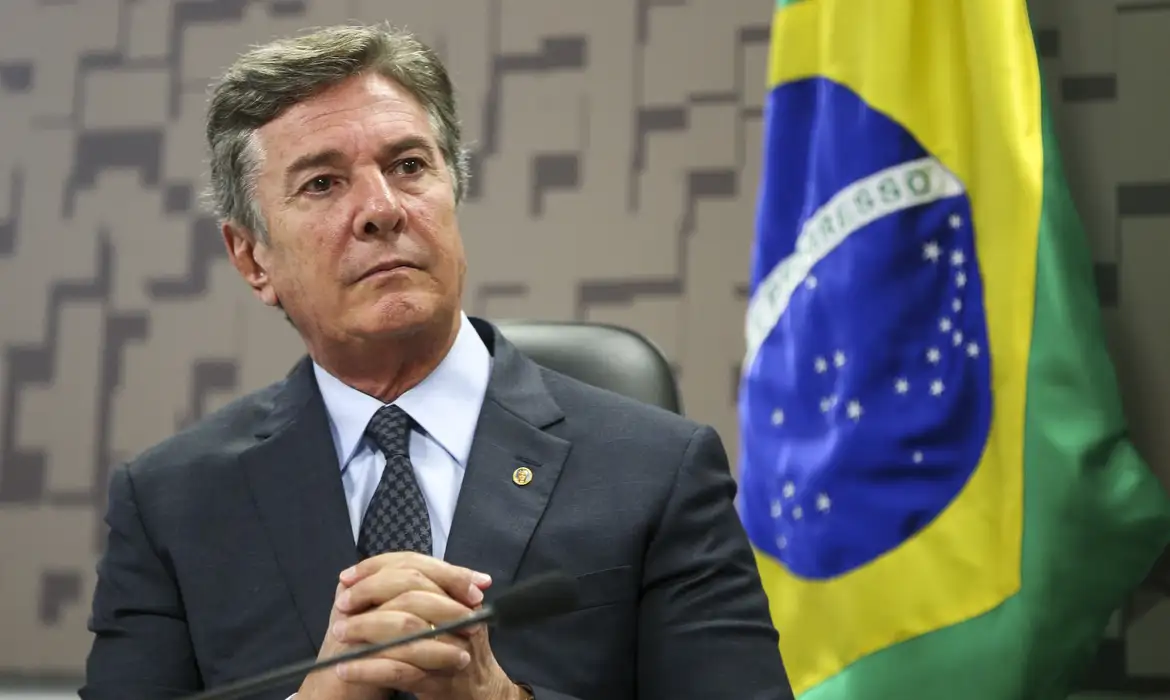 Ex-presidente Fernando Collor é preso em Maceió: pena em regime fechado