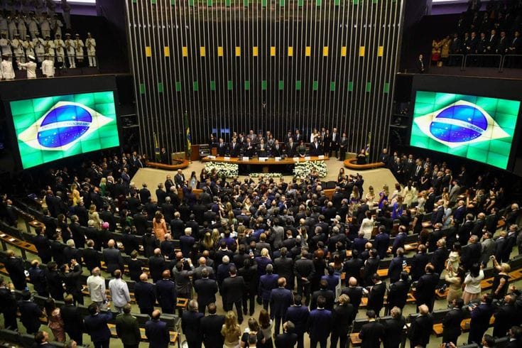 Congresso pode aliviar penas do 8 de Janeiro e colocar STF diante de decisão histórica