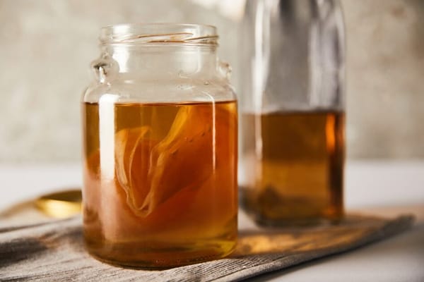 Como a Kombucha Melhorou Minha Saúde Intestinal com Segurança