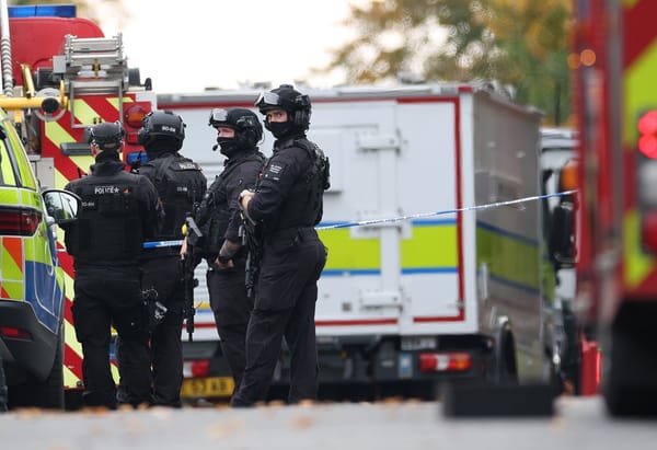 Ataque terrorista a tiros em praia da Austrália deixa mortos e provoca reação internacional