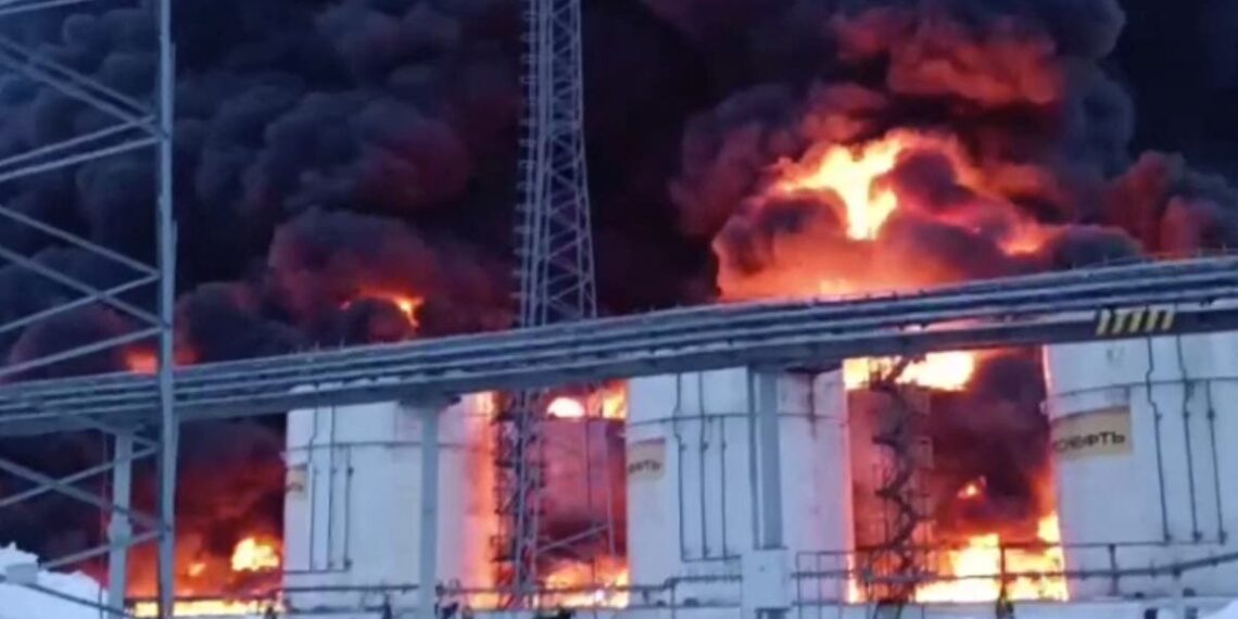 Guerra Rússia-Ucrânia – ao vivo: ataque de drone transfronteiriço em Kiev causa grande incêndio após atingir instalação de petróleo