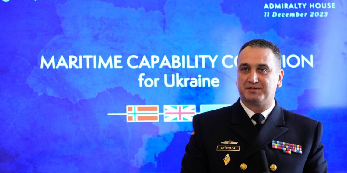 A Ucrânia venceria a guerra mais rapidamente se pudesse usar mísseis britânicos para atacar a Rússia, diz o chefe naval de Kiev