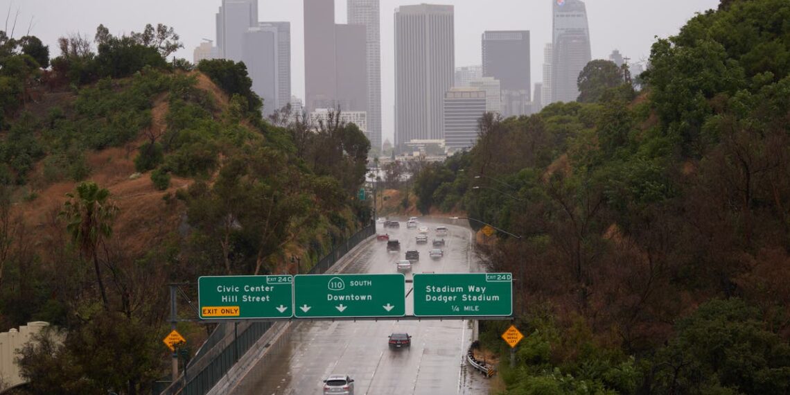 Califórnia se prepara para poderosas tempestades atmosféricas em rios: as últimas