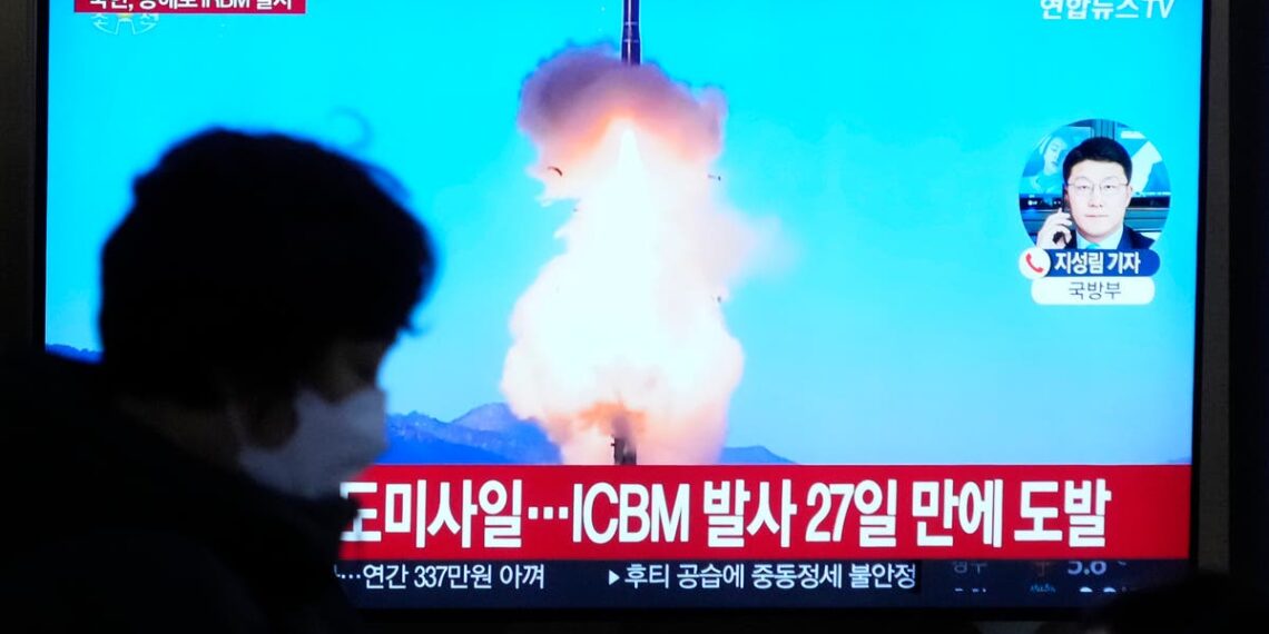 Coreia do Norte diz ter testado míssil de combustível sólido equipado com arma hipersônica