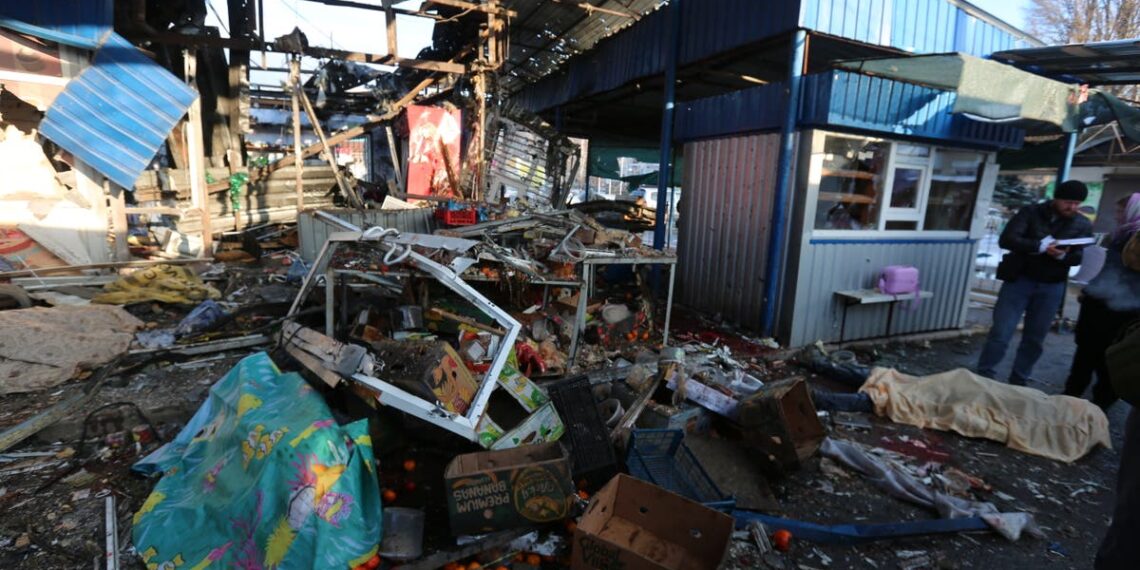 Guerra Rússia-Ucrânia – ao vivo: bombardeio no mercado de Donetsk deixa “pelo menos 27 mortos” quando usina de gás é atingida por explosão