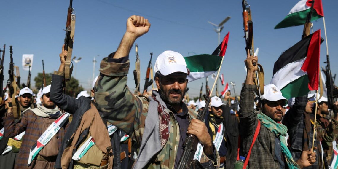 Quem são os Houthis do Iêmen?  Os rebeldes apoiados pelo Irã atacam navios no Mar Vermelho