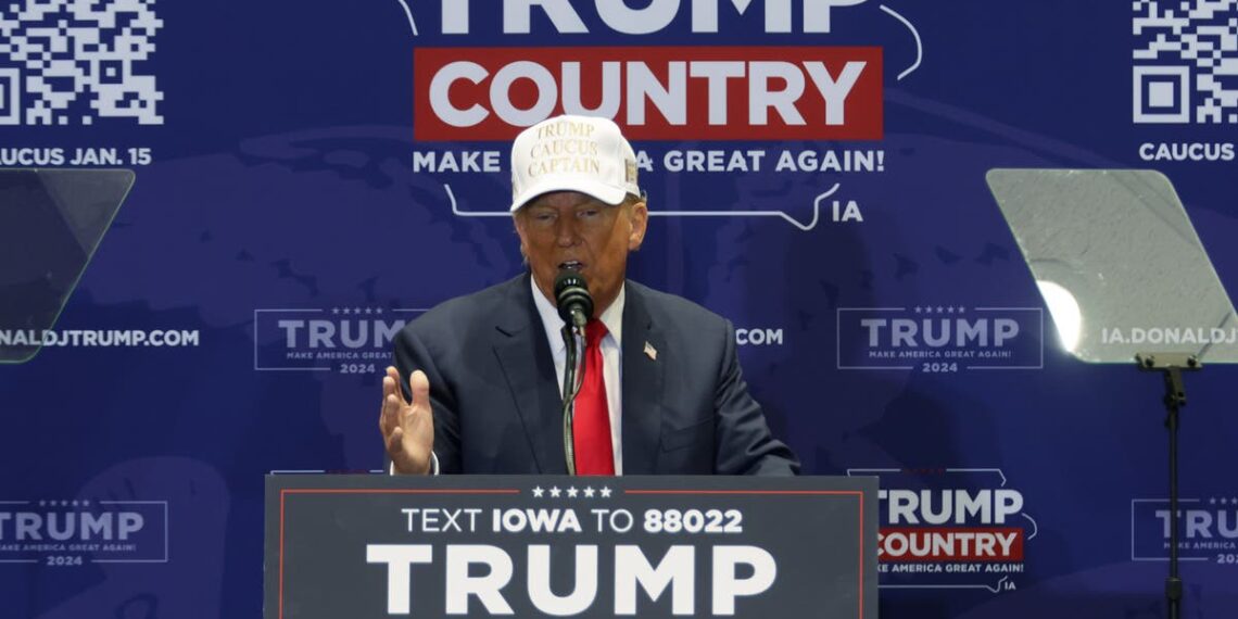 Trump vence esmagadoramente as prévias de Iowa, primeiro passo para a nomeação republicana