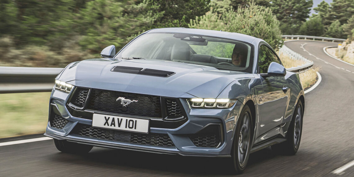 Novo Ford Mustang 2024 chega à venda como o V8 mais barato do Reino Unido