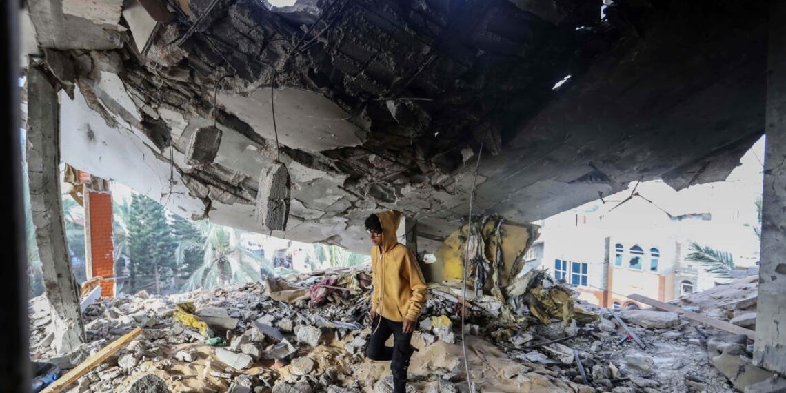 Pelo menos 28 mortos em ataque israelense a Rafah após Netanyahu ordenar evacuação