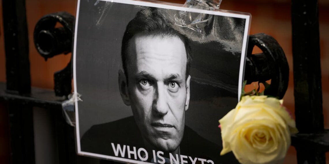 Putin mandou matar Alexei Navalny para impedir troca de prisioneiros, afirma aliado