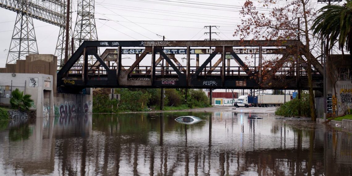 Rio atmosférico da Califórnia: Costa Oeste se prepara para inundações potencialmente fatais