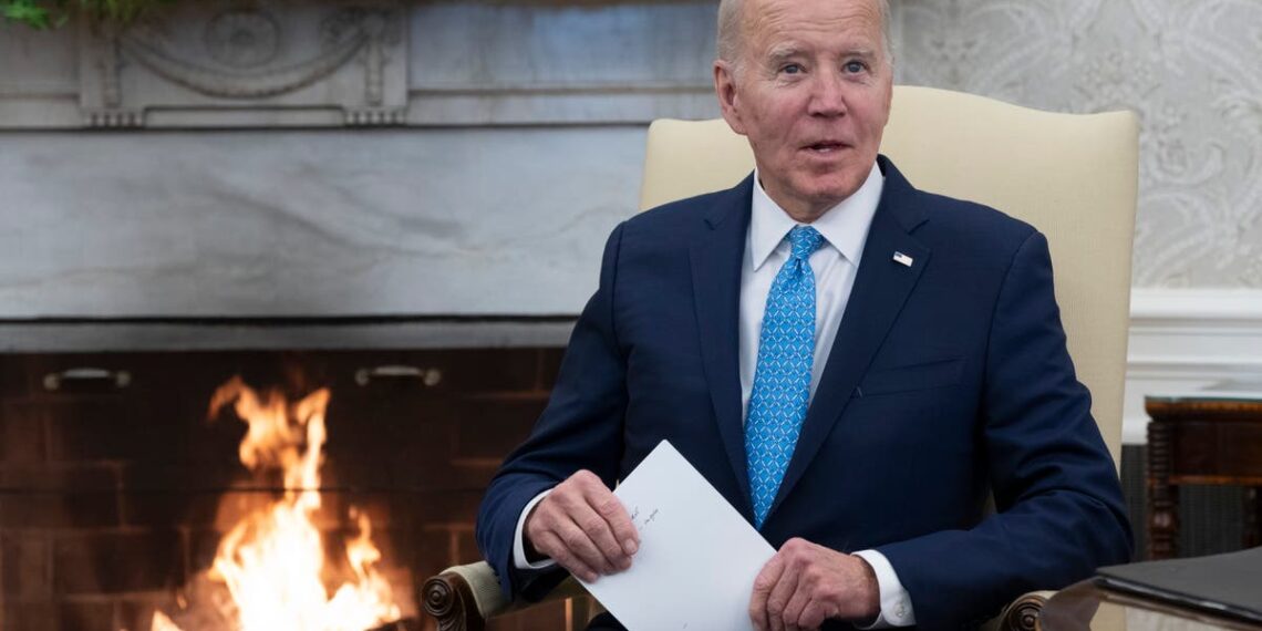 Biden anuncia que os EUA lançarão ajuda aérea para Gaza à medida que a posição do presidente sobre Israel se torna uma questão eleitoral chave: Ao vivo