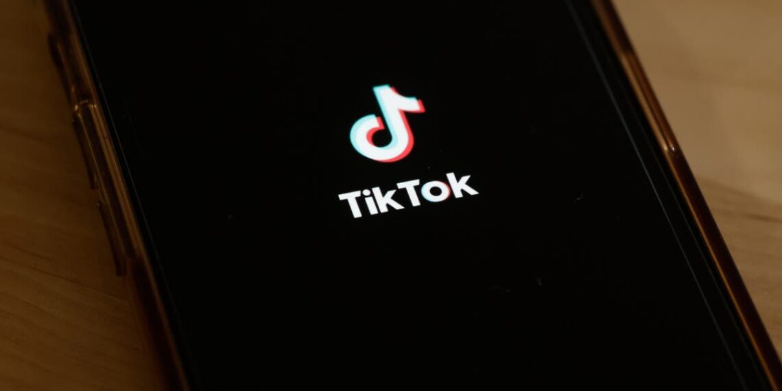 China alerta que proibição do TikTok ‘voltaria a afetar’ Washington