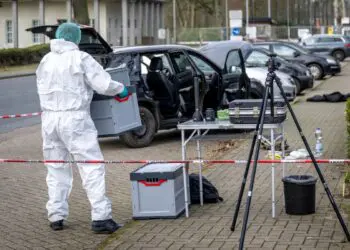 Criança entre quatro pessoas mortas em tiroteio no norte da Alemanha
