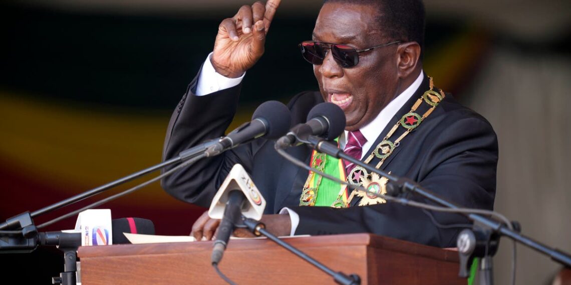 EUA divulgam novas sanções contra líder do Zimbábue e assessores próximos