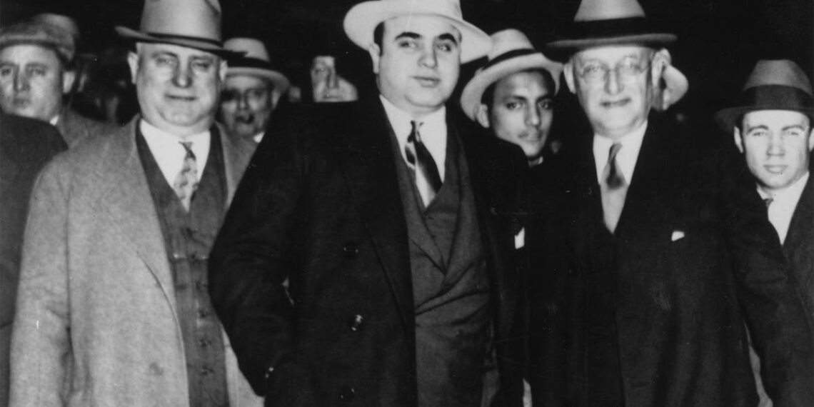 Metralhadoras caseiras levam os EUA de volta à era de Al Capone e da arma Tommy