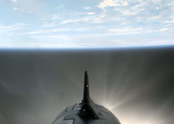 SpaceX lança nova nave estelar para próximo vôo