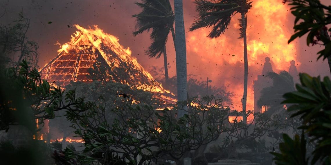 Evacuações bloqueadas e falhas de pessoal reveladas pelo relatório do incêndio florestal em Maui