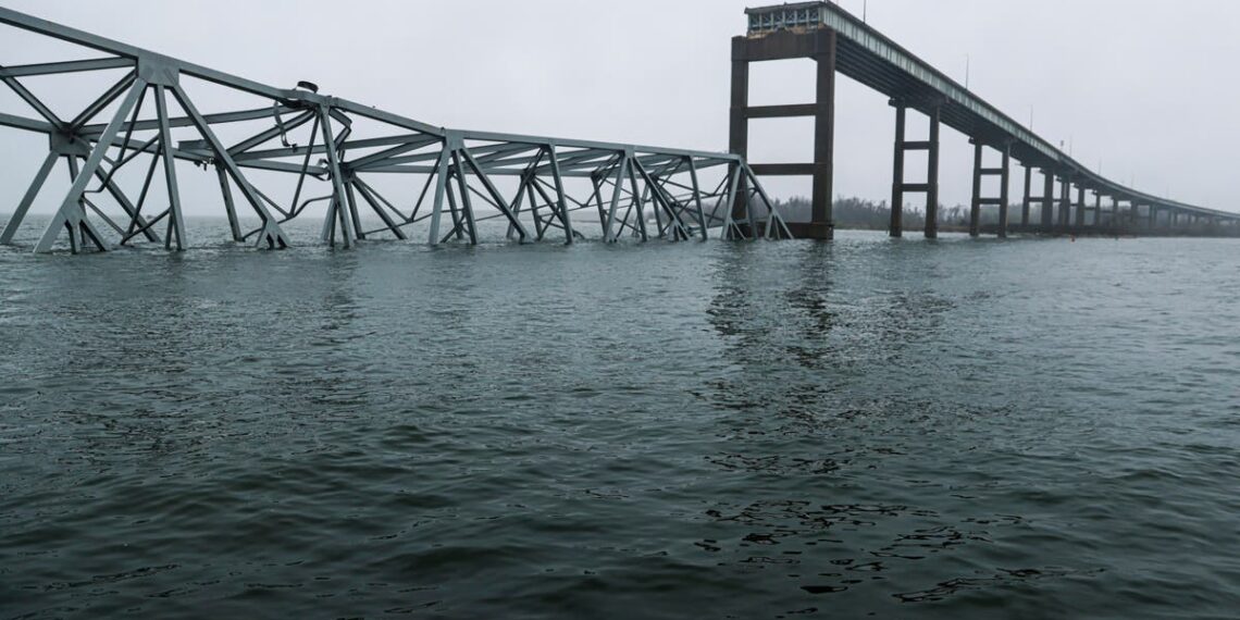 Canal do porto de Baltimore reabrirá 'provisoriamente' logo após o colapso da ponte