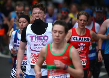 Combustível e hidratação para a maratona: como a ciência pode ajudar os corredores a evitar bater na parede