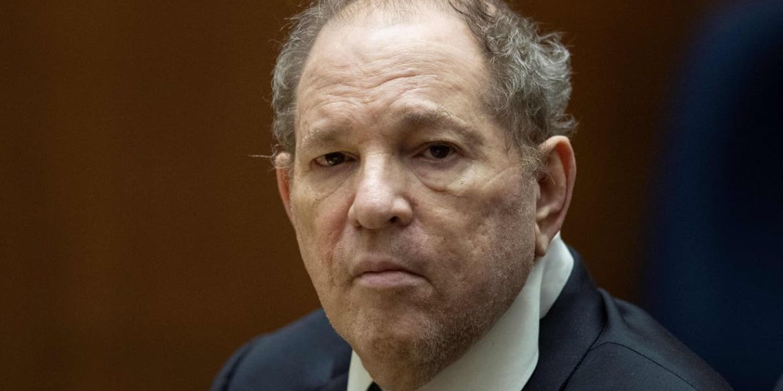 A condenação de Harvey Weinstein por estupro foi anulada por 'erro crucial' do juiz de Nova York