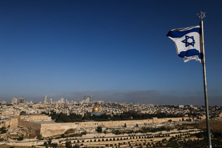 Governo britanico pede reducao da intensidade do conflito enquanto Israel
