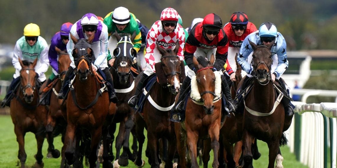 Grand National LIVE: dicas, probabilidades, resultados e últimas atualizações de Aintree