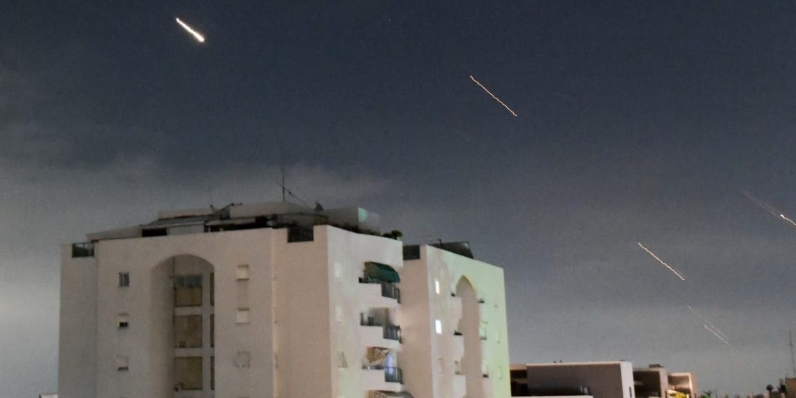 Israel promete ‘exigir um preço’ após derrubar ataque de drones e mísseis do Irã – atualizações ao vivo