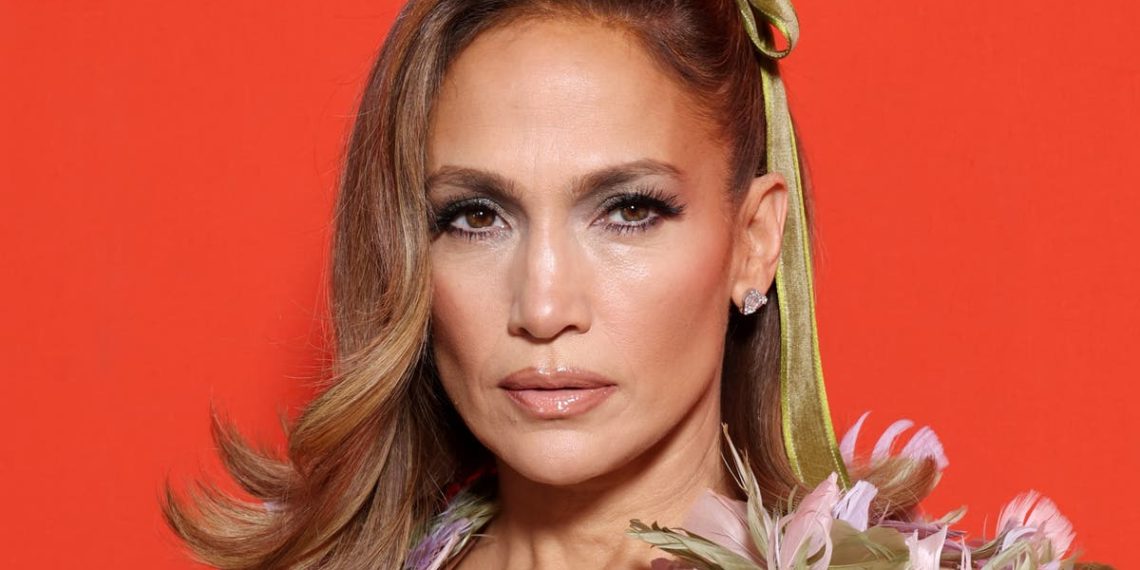 J-Lo vs internet: como Jennifer López virou motivo de chacota nas redes sociais
