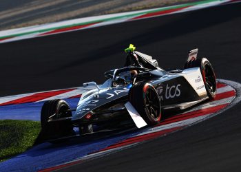 Jaguar permanecerá na Fórmula E após reinvenção como marca EV premium