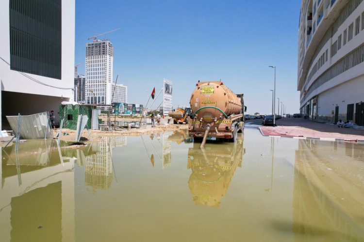 Misteriosa doenca ligada a inundacoes assola Dubai aponta relatorio