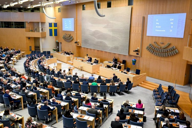 Nova legislacao sueca diminui a idade para alteracao de genero