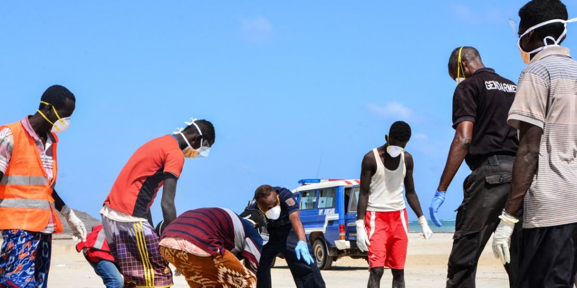 Pelo menos 21 migrantes etíopes mortos quando barco vira no Djibuti