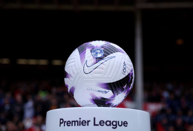 Premier League aprova novo limite de gastos mas tres clubes