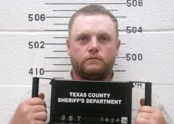 Quinto suspeito preso no assassinato de duas mulheres por 'God's Misfits' em Oklahoma