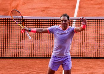 Rafael Nadal vence Darwin Blanch no Aberto de Madrid