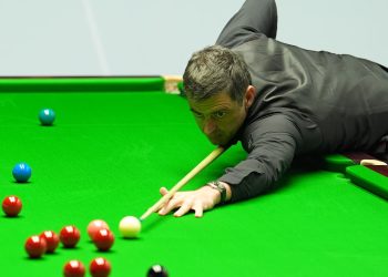 Ronnie O'Sullivan x Ryan Day AO VIVO: pontuações do Campeonato Mundial de Snooker e últimas atualizações