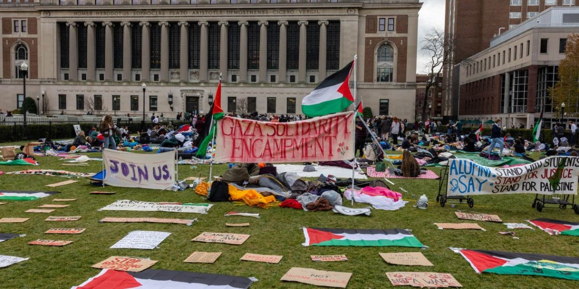 'The Squad' critica Columbia por suspender a filha de Ilhan Omar enquanto os protestos pró-Palestina retornam