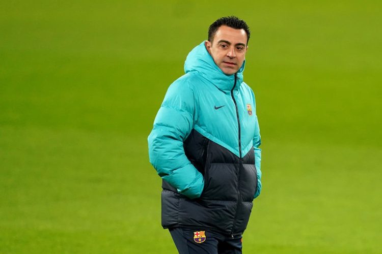 Xavi deve permanecer como tecnico do Barcelona apos mudanca de