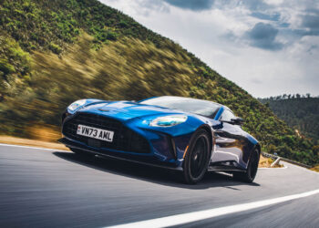 aston martin vantage review 2024 22 front tracking