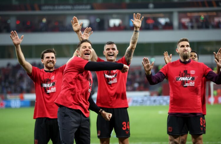 Bayer Leverkusen quebra recorde de invencibilidade com empate nos acrescimos