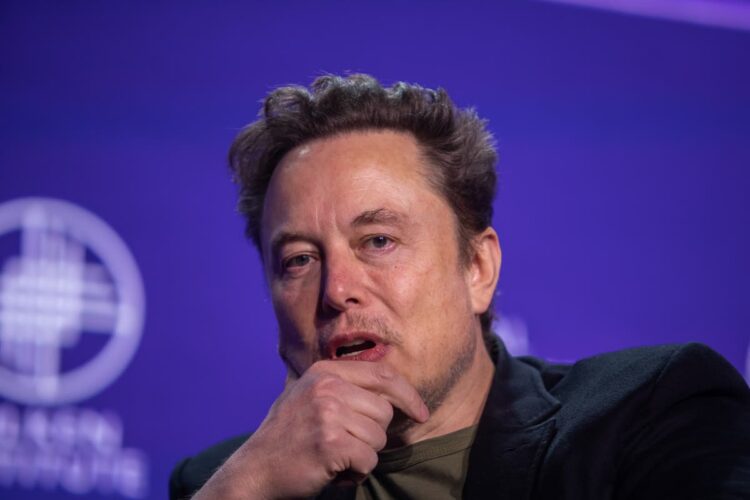 Elon Musk demite equipe do Supercharger da Tesla apos desentendimento