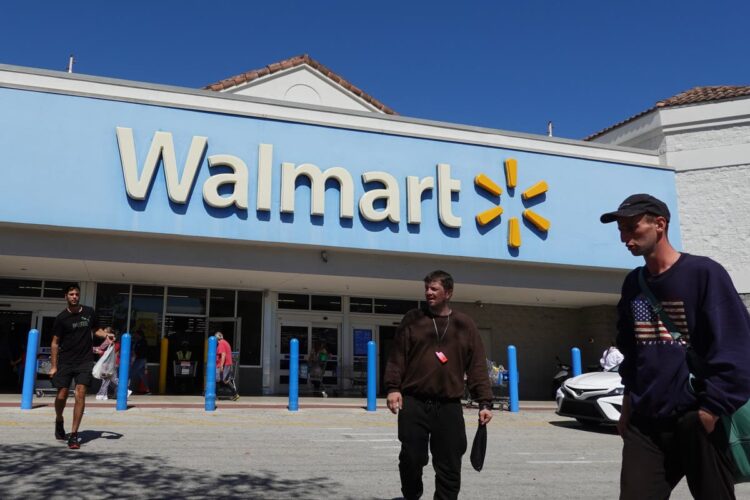 Lucro do Walmart triplica no primeiro trimestre para US 51