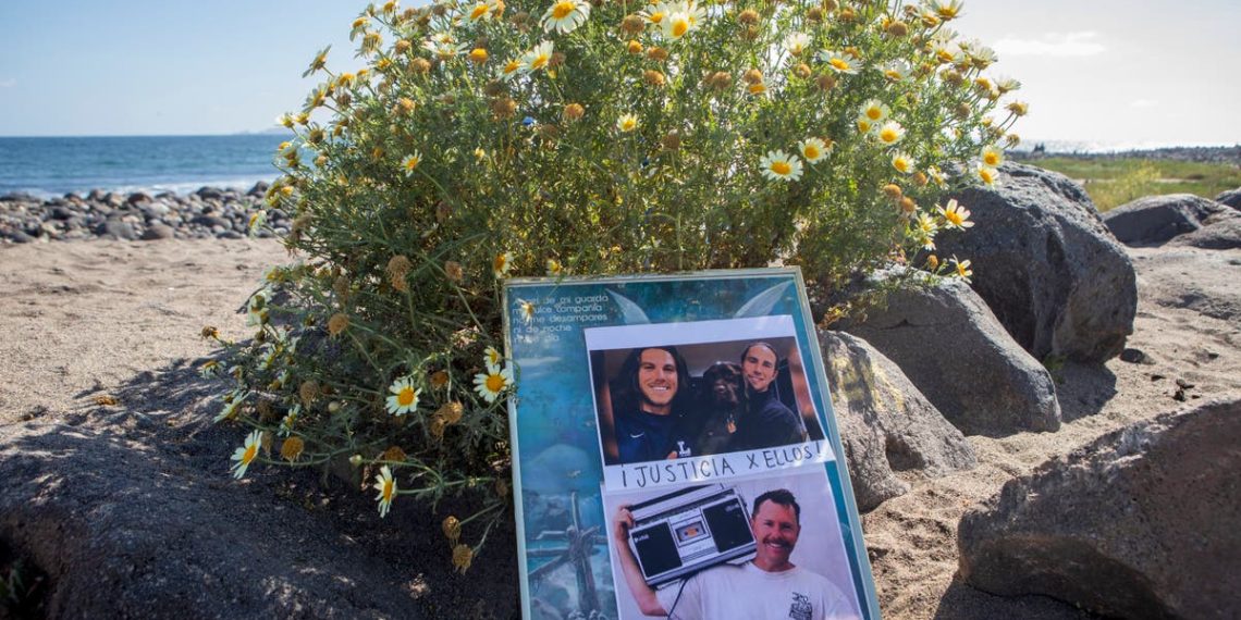 Mãe de surfistas australianos mortos no México presta homenagem comovente: ‘O mundo se tornou um lugar mais sombrio’
