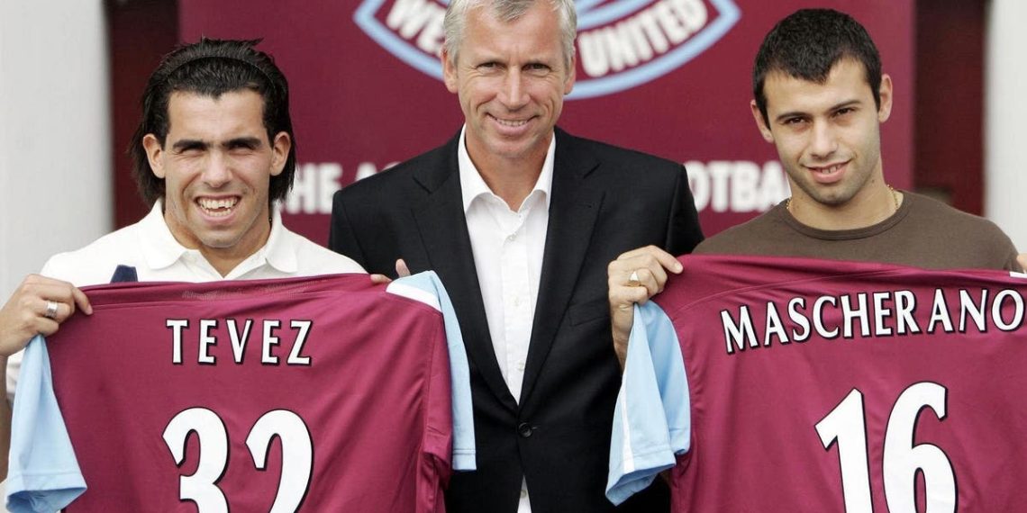 Neste dia em 2007: West Ham 'traça um limite' no caso Tevez-Mascherano