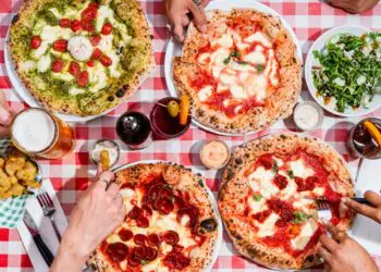 Pizza Pilgrims se expandirá fora da Inglaterra após lucros recordes