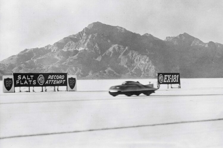Quando Stirling Moss quebrou o recorde de velocidade atingindo 396