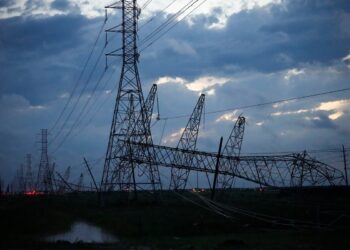 Quatro mortos e quase um milhão sem energia enquanto forte tempestade atinge o Texas