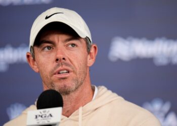 Rory McIlroy espera deixar o golfe falar enquanto o US PGA Championship começa