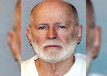 Três homens acusados ​​​​do assassinato de Whitey Bulger na prisão em 2018 têm acordos judiciais, dizem os promotores